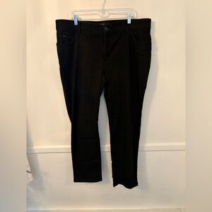 Lee Women’s Plus Size Black Jeans.Straight Leg Mid Rise-Excellent Cond- Sz 20W